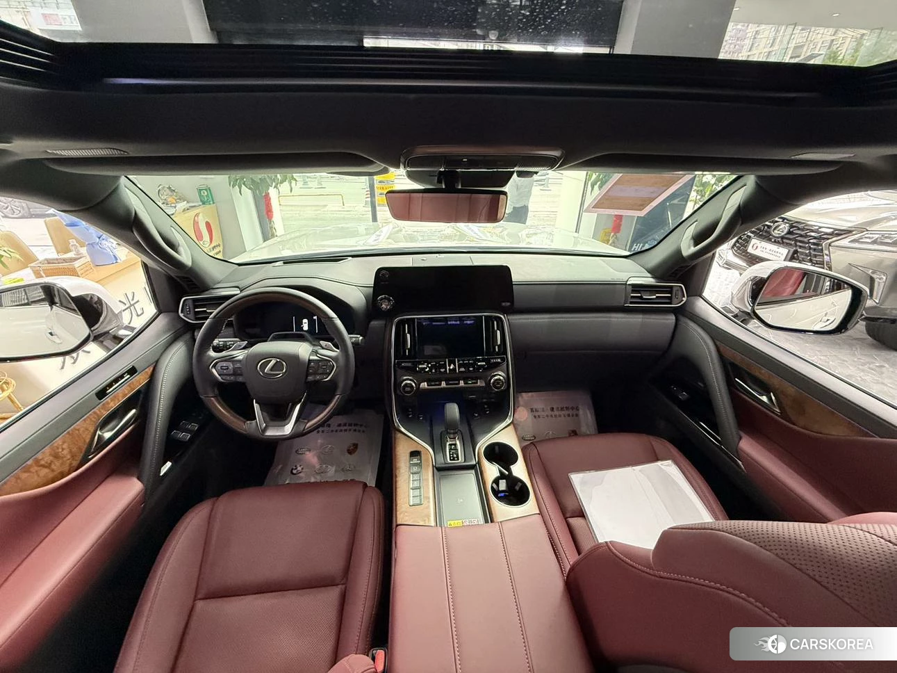 Lexus LX 2024 Белый из Китая, фото 3
