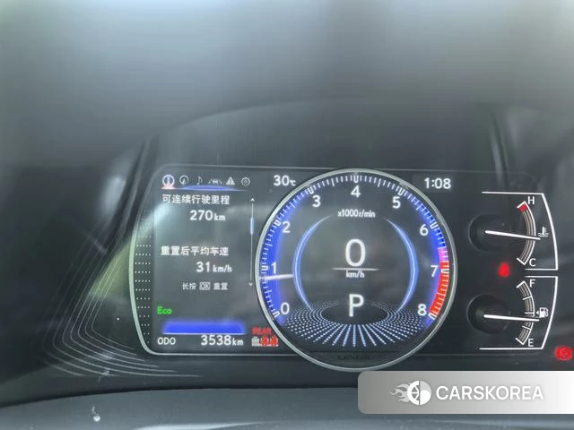 Lexus ES 2026 Серебристо-серый из Китая, фото 3