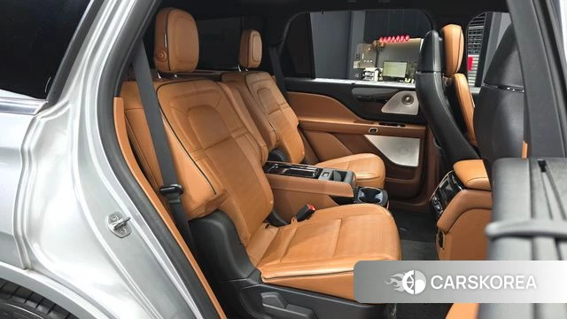 Lincoln Aviator 2nd generation 2020 Серебристо-серый из Кореи, фото 3