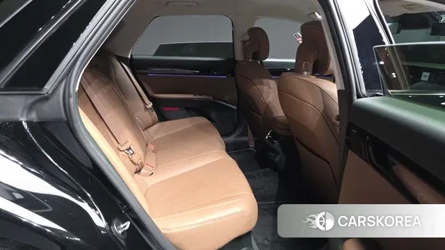 Hyundai Grandeur Hybrid (GN7) 2023 Черный из Кореи, фото 3