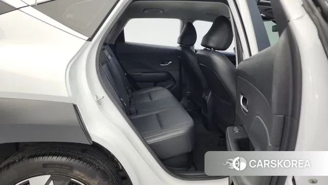 Hyundai Kona Hybrid (SX2) 2023 Белый из Кореи, фото 3