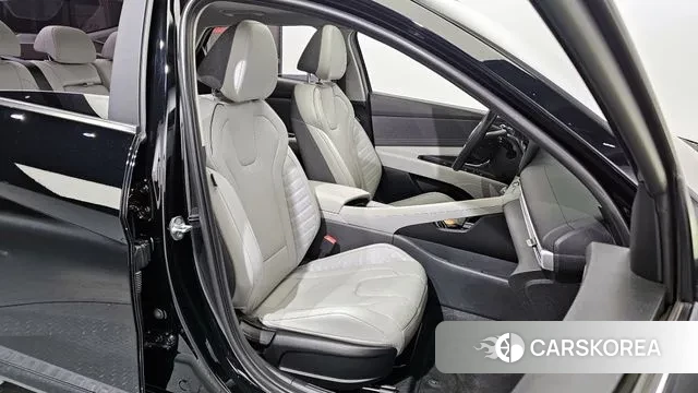 Hyundai Avante (CN7) 2022 Черный из Кореи, фото 3