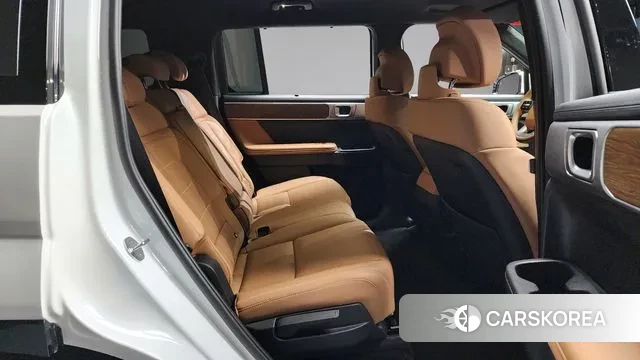 Hyundai Santa Fe (MX5) 2025 Белый из Кореи, фото 3