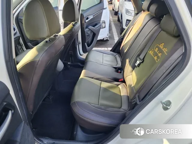 Kia Seltos 2021 Белый из Кореи, фото 3