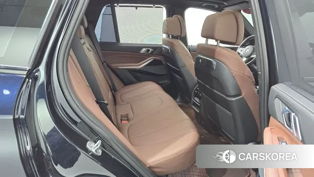 BMW X5 (G05) 2024 Черный из Кореи, фото 3