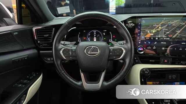 Lexus NX350h Second generation 2023 Белый из Кореи, фото 3
