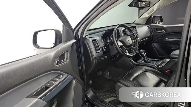 Chevrolet (GM Daewoo) Real New Colorado 2022 Черный из Кореи, фото 3