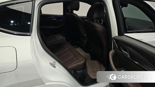 BMW X4 (G02) 2022 Белый из Кореи, фото 3