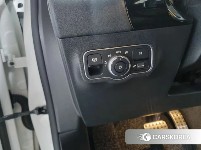 Mercedes-Benz EQA H243 2022 Белый из Кореи, фото 3