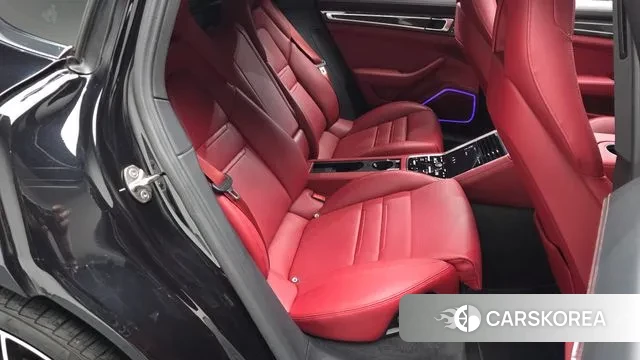 Porsche Panamera (971) 2023 Черный из Кореи, фото 3