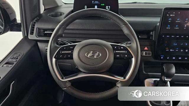 Hyundai Staria 2023 Черный из Кореи, фото 3