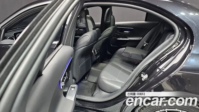 Mercedes-Benz C-Class W206 2024 Черный из Кореи, фото 3