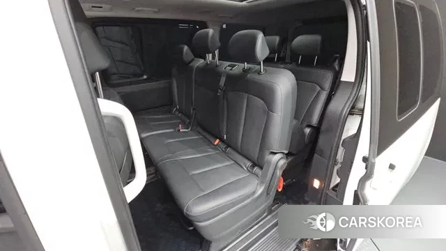 Hyundai Staria 2024 Белый из Кореи, фото 3