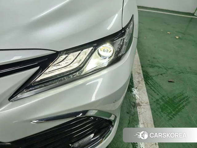 Toyota Camry 2021 Белый из Китая, фото 3