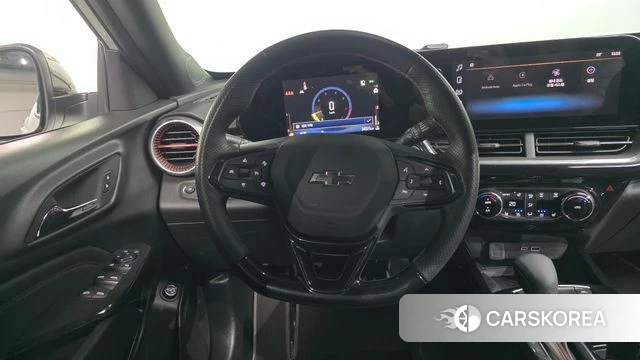 Chevrolet (GM Daewoo) Trax Crossover 2024 Белый из Кореи, фото 3