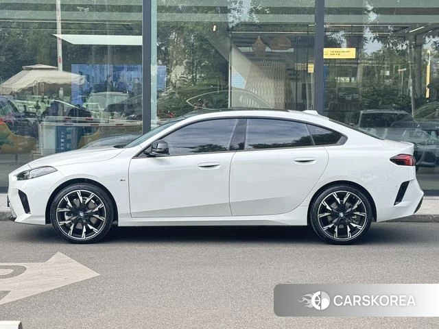 BMW 2 series 2025 Белый из Китая, фото 3