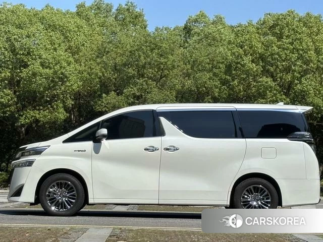 Toyota Wilfa 2023 Белый из Китая, фото 3