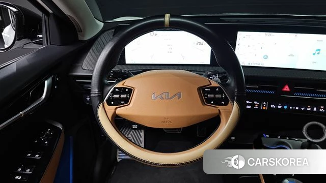 Kia EV6 2023 Белый из Кореи, фото 3