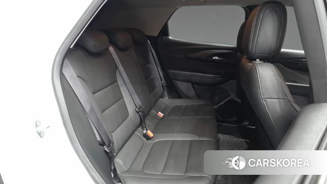 Chevrolet (GM Daewoo) The New Trail Blazer 2023 Белый из Кореи, фото 3