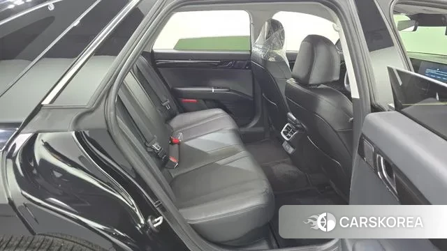 Hyundai Grandeur Hybrid (GN7) 2025 Черный из Кореи, фото 3