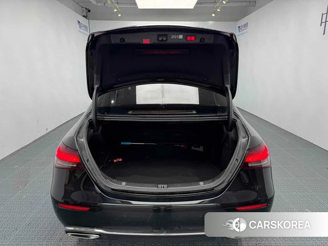 Mercedes-Benz E-class id 3890645 из Китая 3