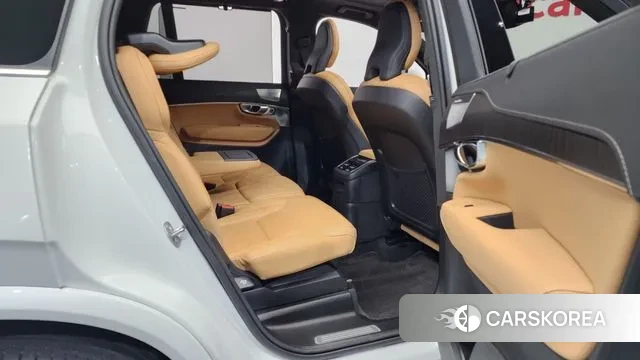 Volvo XC90 second Generation 2024 Белый из Кореи, фото 3