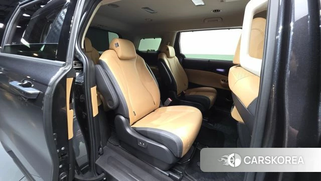 Kia Carnival 4th generation 2022 Черный из Кореи, фото 3