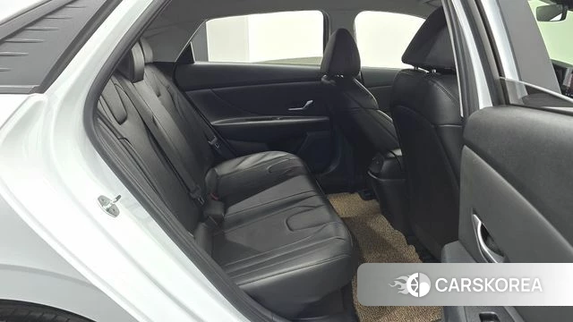 Hyundai Avante Hybrid (CN7) 2021 Белый из Кореи, фото 3