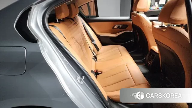 BMW 3 Series (G20) 2023 Серый из Кореи, фото 3