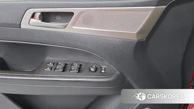 Ssangyong Rexton Sports Cannes 2019 Красный из Кореи, фото 3