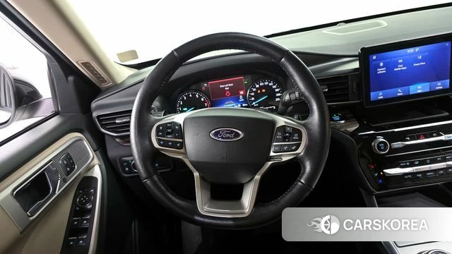 Ford Explorer 6th Generation 2021 Белый из Кореи, фото 3