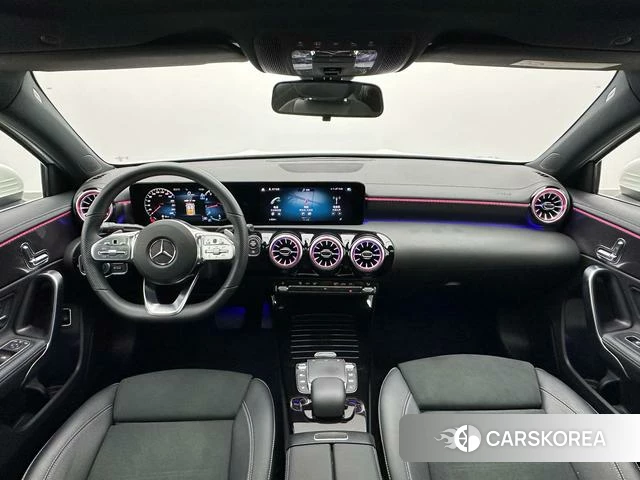 Mercedes-Benz Class A 2023 Белый из Китая, фото 3