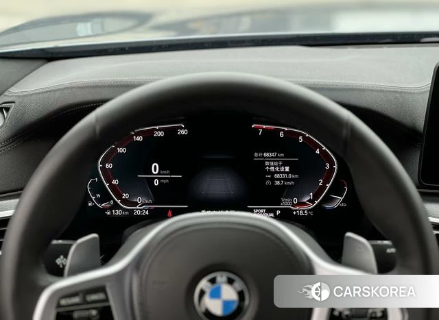 BMW 5 series (imported) 2022 Серебристо-серый из Китая, фото 3