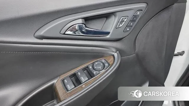 Chevrolet (GM Daewoo) All New Malibu 2018 Белый из Кореи, фото 3