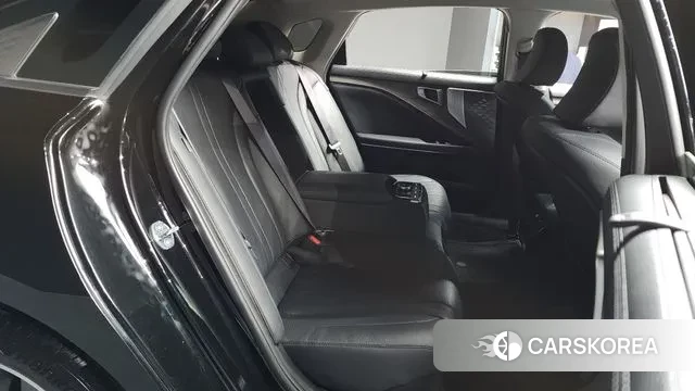 Kia K8 Hybrid 2023 Черный из Кореи, фото 3