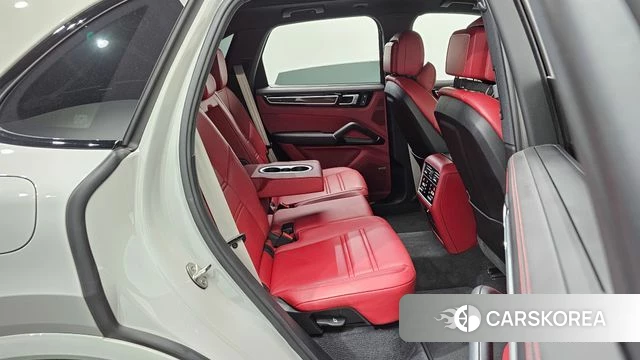 Porsche Cayenne (PO536) 2023 Серебряный из Кореи, фото 3
