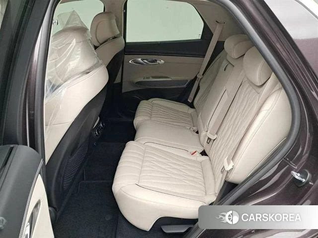 Genesis GV70 2022 Фиолетовый из Кореи, фото 3