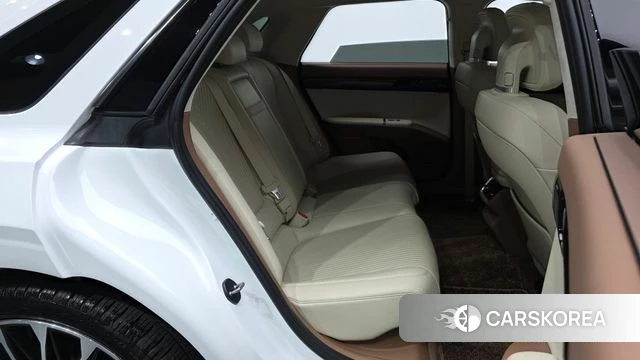 Hyundai Grandeur Hybrid (GN7) 2023 Белый из Кореи, фото 3