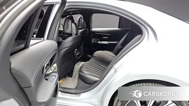 Mercedes-Benz E-Class W214 2024 Серебристо-серый из Кореи, фото 3