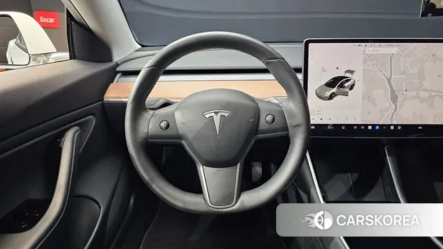Tesla Model 3 2020 Белый из Кореи, фото 3