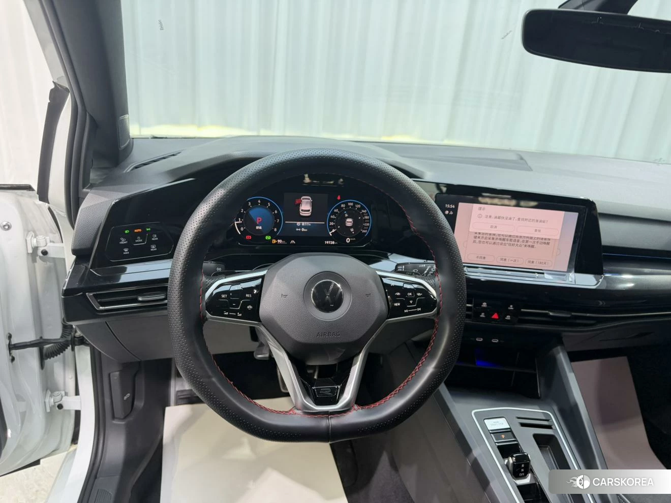 Volkswagen Golf 2022 Белый из Китая, фото 3