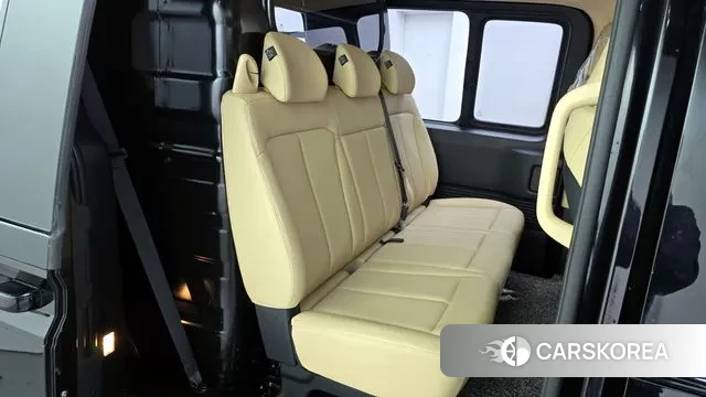 Hyundai Staria 2022 Черный из Кореи, фото 3