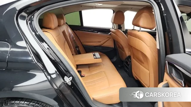 BMW 5 Series (G30) 2020 Черный из Кореи, фото 3