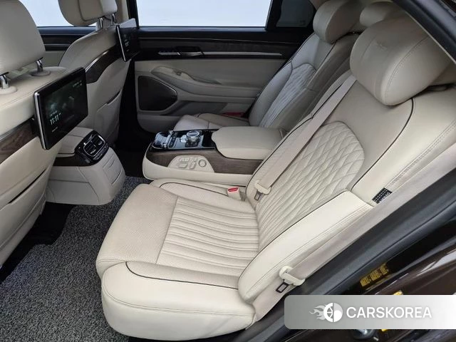 Genesis G90 2019 Коричневый из Кореи, фото 3