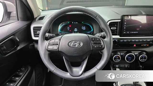 Hyundai Venue 2024 Серебристо-серый из Кореи, фото 3