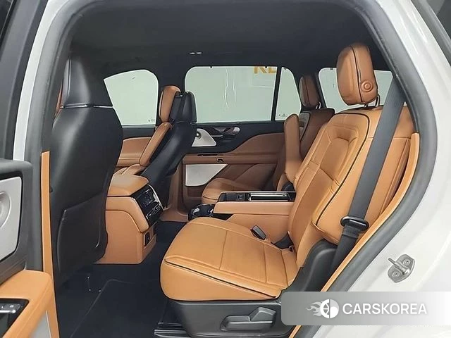 Lincoln Aviator 2nd generation 2020 Белый из Кореи, фото 3