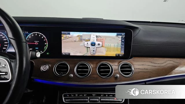Mercedes-Benz E-Class W213 2019 Белый из Кореи, фото 3