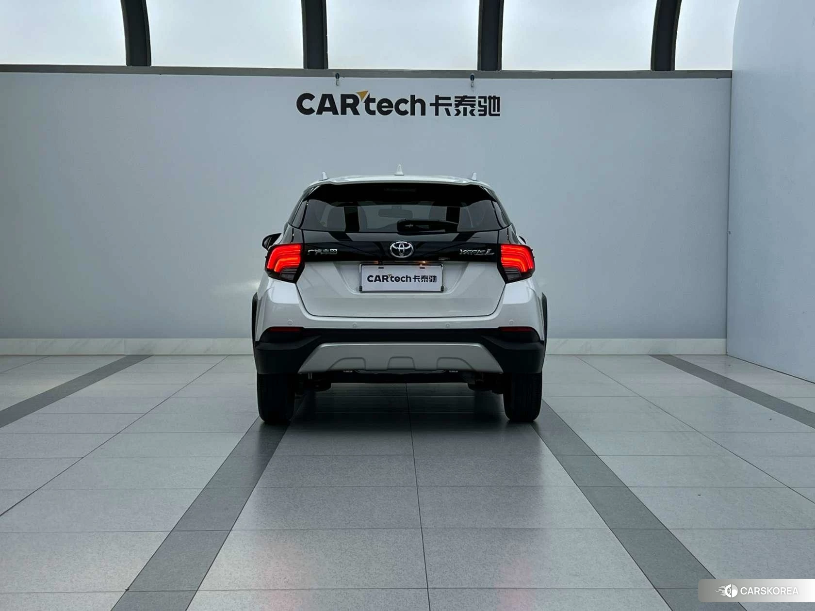 Toyota YARIS L Zhixuan 2021 Белый из Китая, фото 3