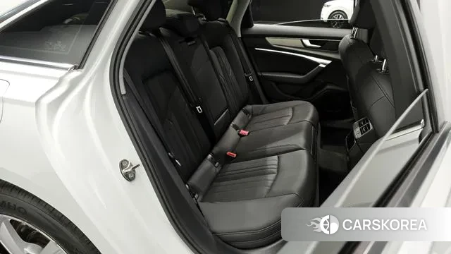 Audi A6 (C8) 2020 Белый из Кореи, фото 3