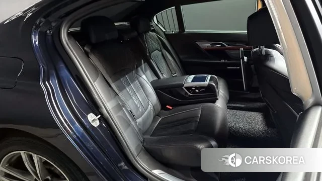 BMW 7 Series (G11) 2018 Черный из Кореи, фото 3